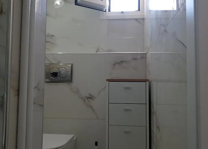 George And Helen's Corfu (city)