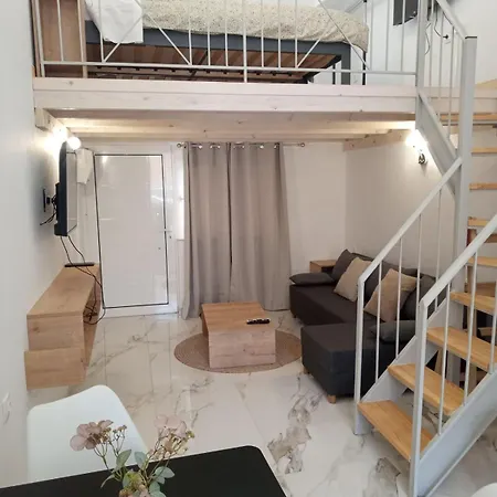 George And Helen's Apartment *