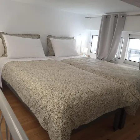 George And Helen's Apartment *