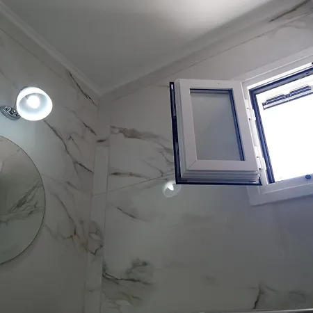 George And Helen's Corfu (city)